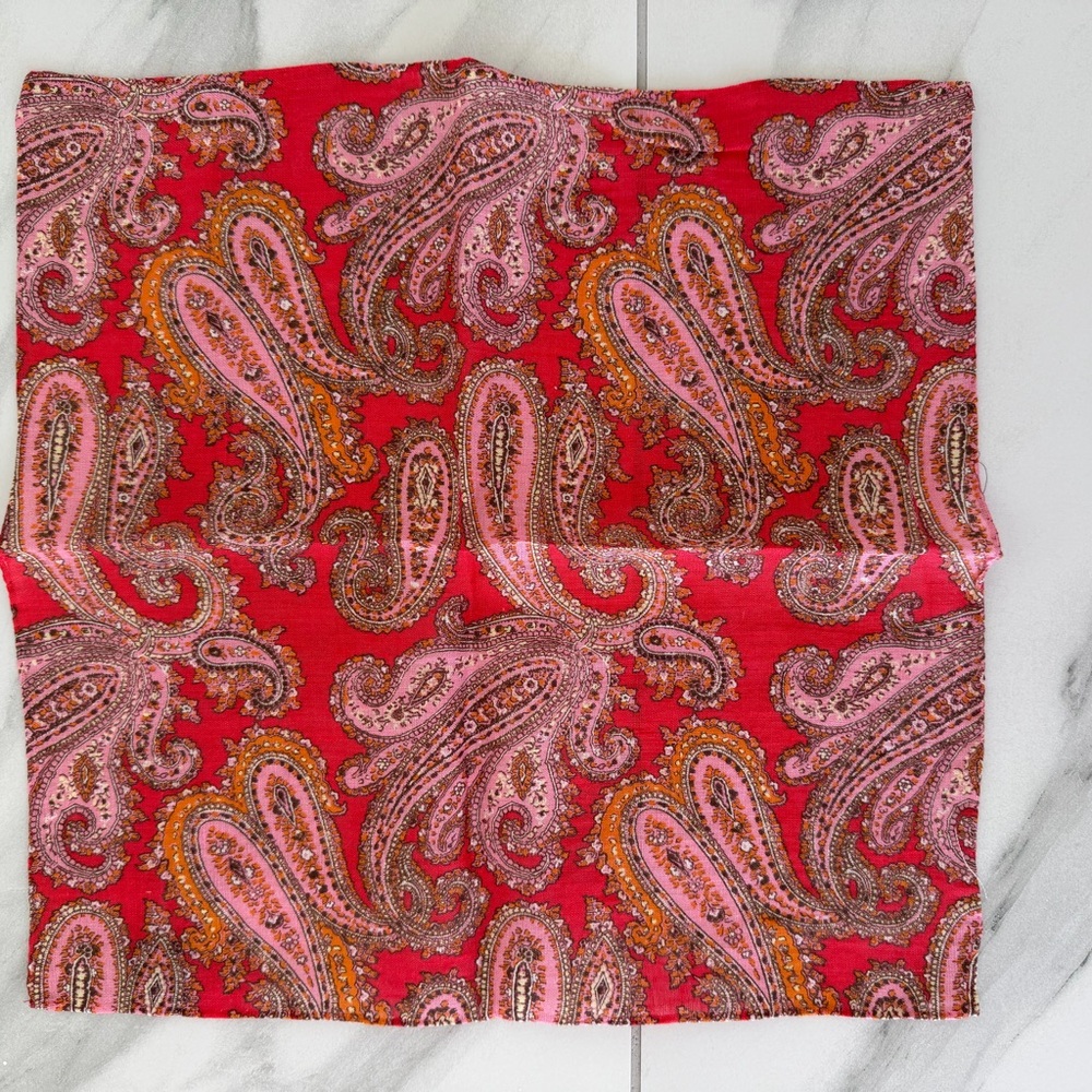 Elegant pocket square
